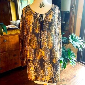 NWOT - stunning pattern in a gorgeous color mix of honey, rust, black & beige.